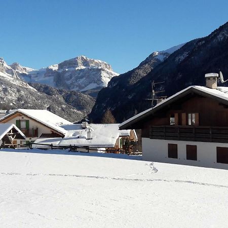 Chalet Relax Pozza di Fassa Kültér fotó