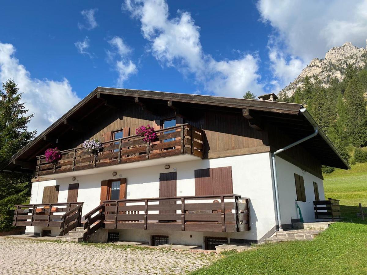 Chalet Relax Pozza di Fassa Kültér fotó