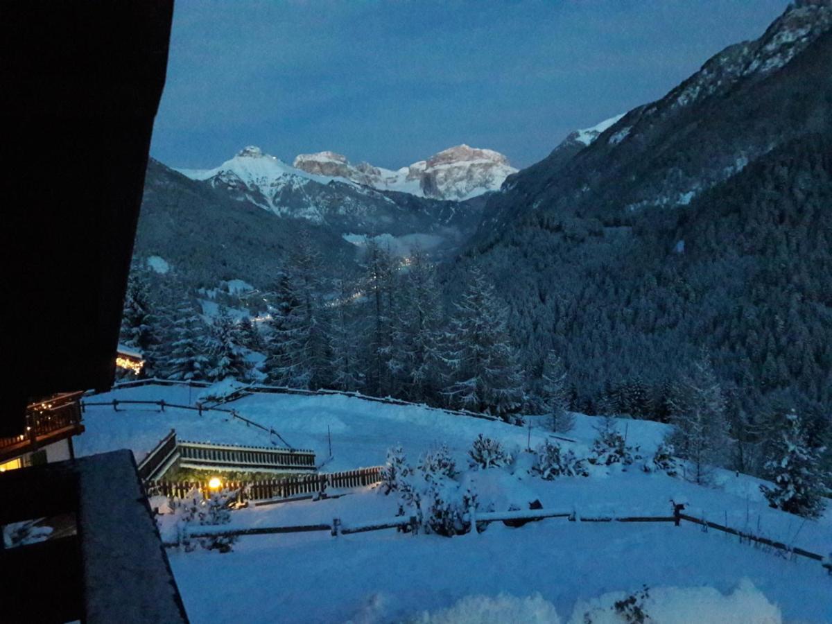Chalet Relax Pozza di Fassa Kültér fotó