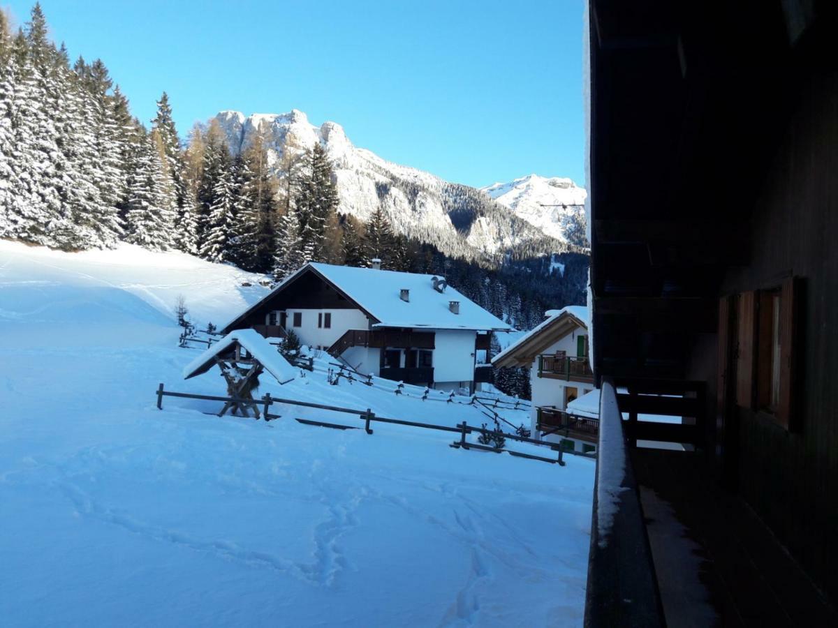 Chalet Relax Pozza di Fassa Kültér fotó