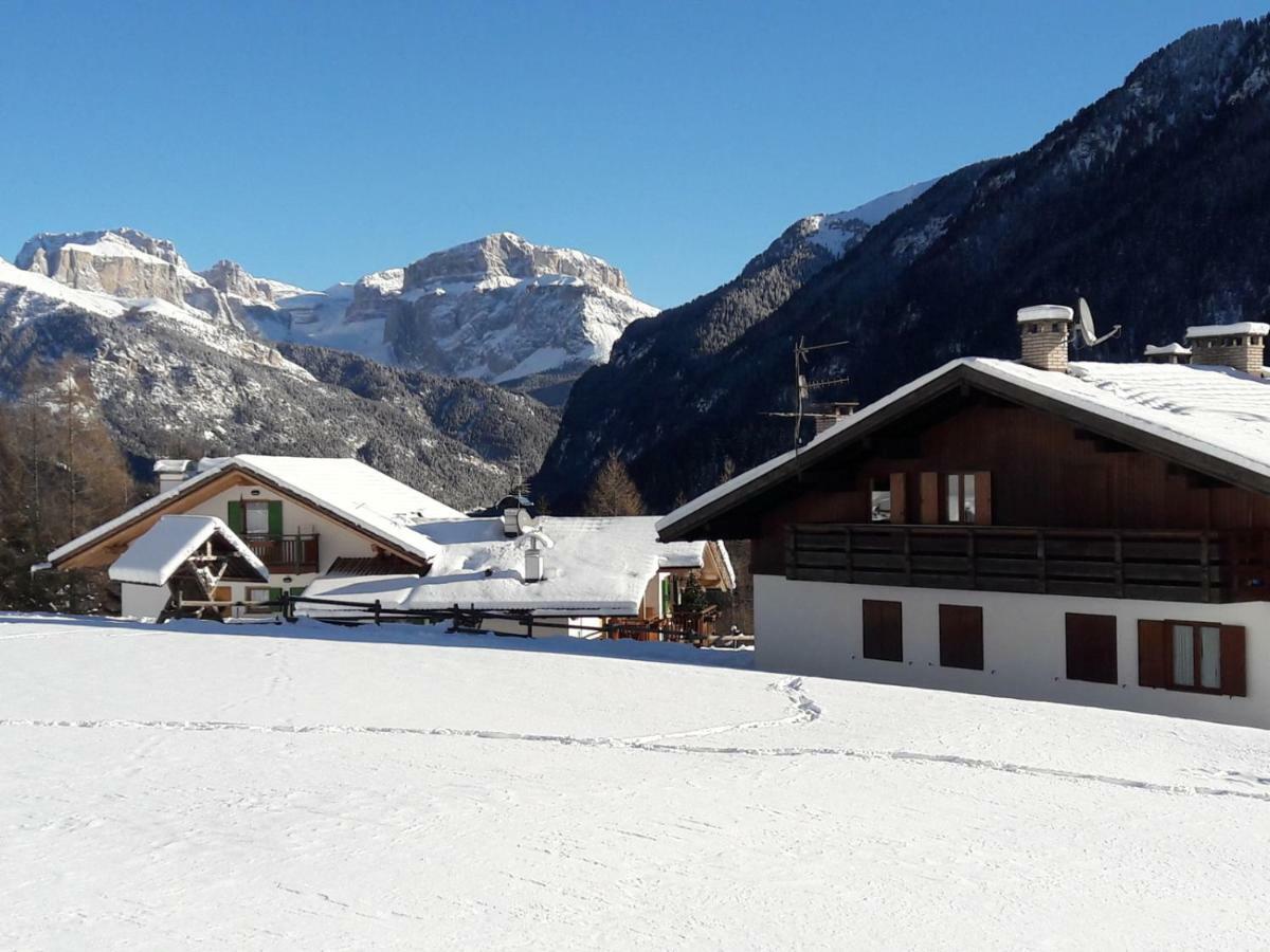 Chalet Relax Pozza di Fassa Kültér fotó